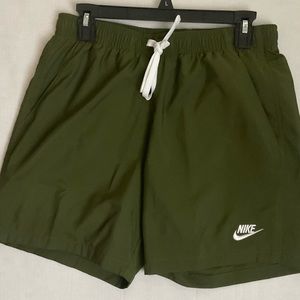 Nike Sportswear Men’s Woven Lined Shorts